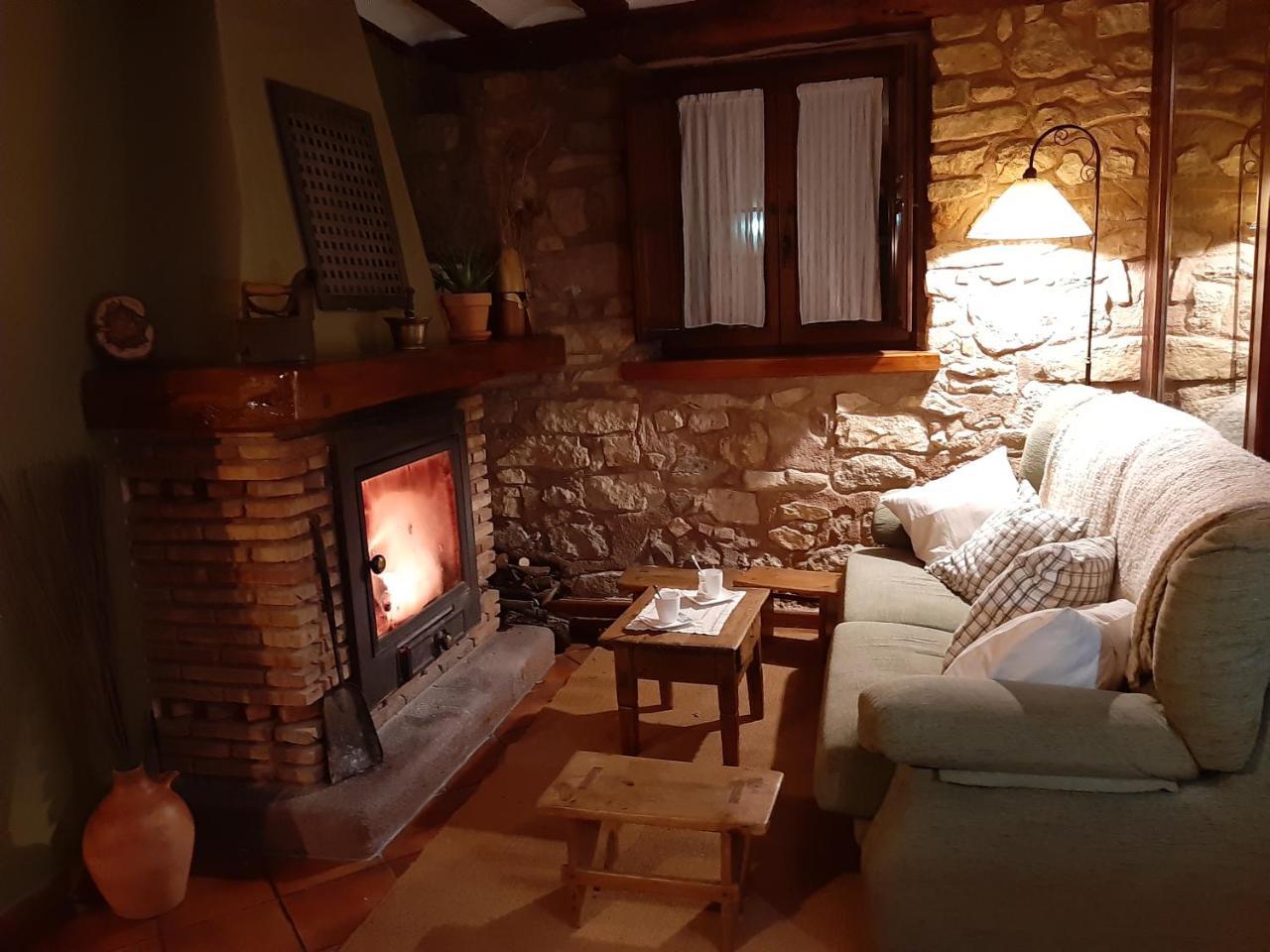 Alojamiento Rural Tres Palacios Molina de Aragon Esterno foto